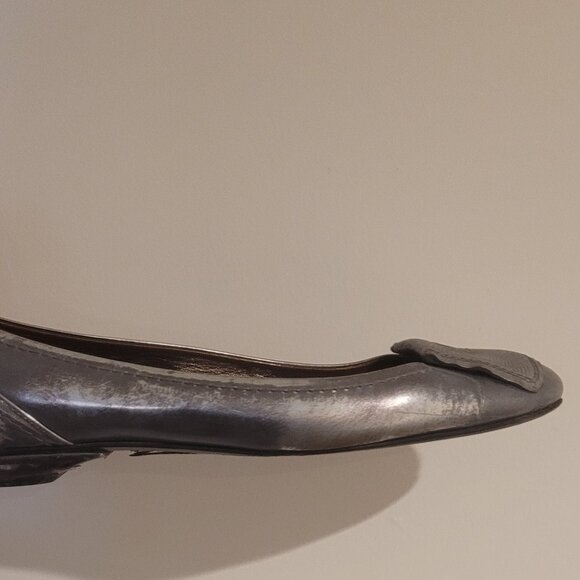 Elie Tahari Size 8 Metallic Flats - Picture 4 of 7